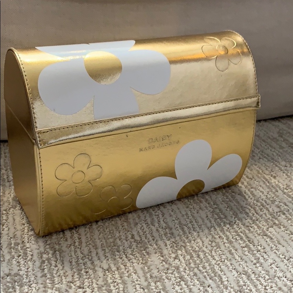 Gold Mark Jacobs Accessory Holder